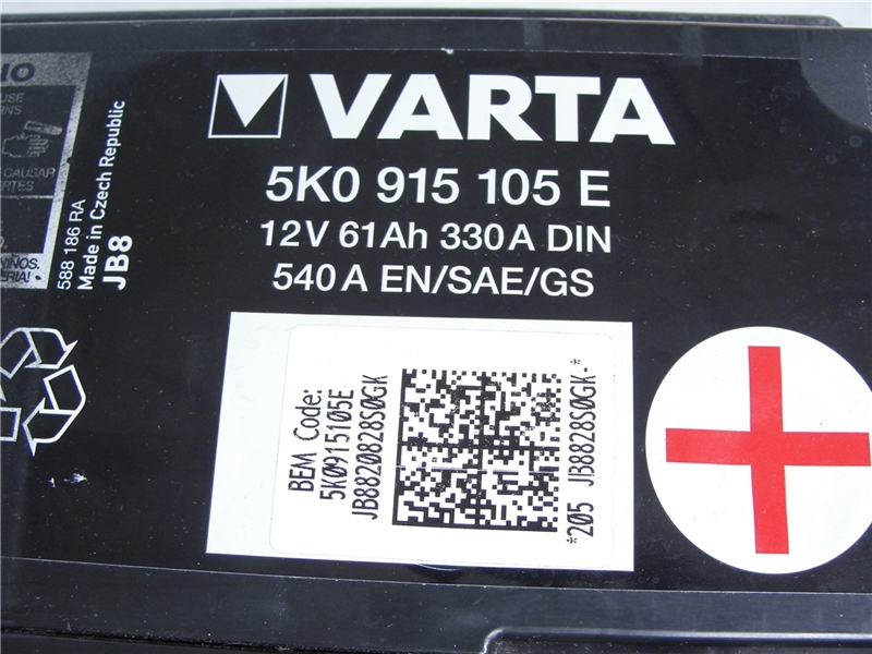 VW Golf 6 Jetta Batterie Akku 61Ah 330A 12V 5K0915105E /20692 | eBay