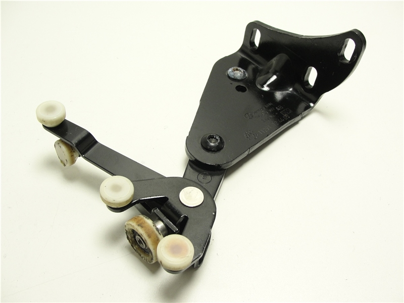 VW Für VW Caddy 3 (III) – Unten Links, OE-Nummer 2K0843397B, Von